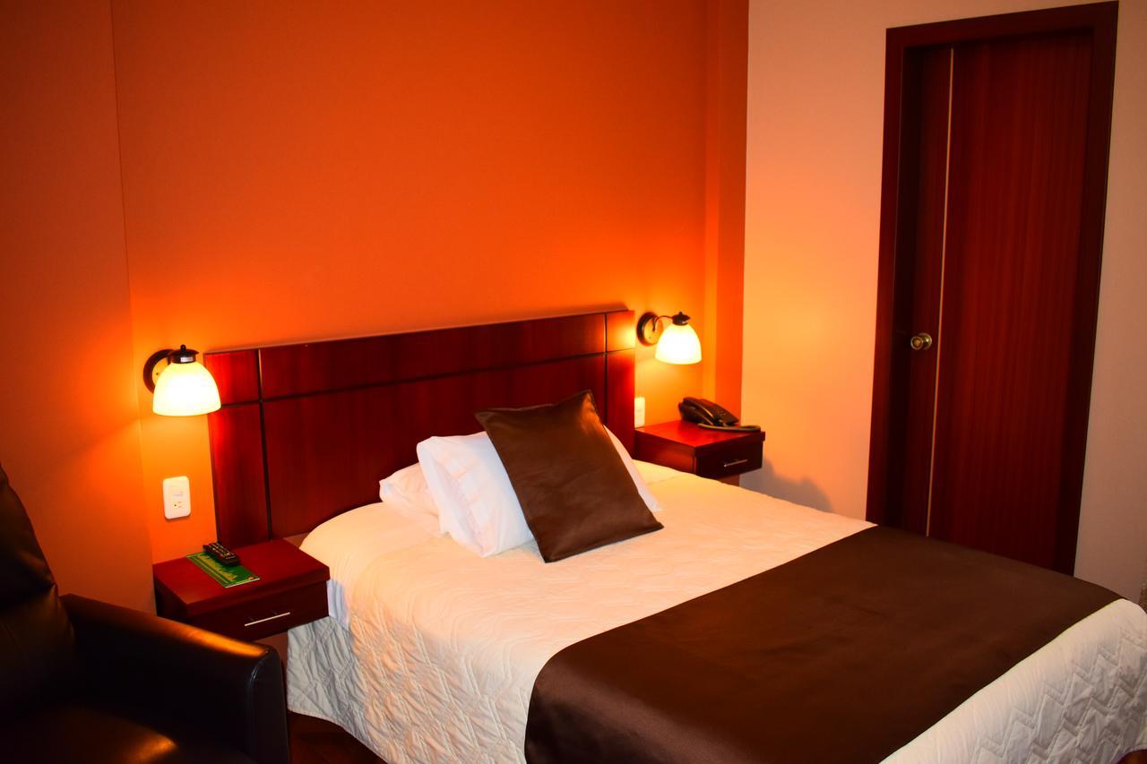 Endamo Hotel Латакунга Екстериор снимка