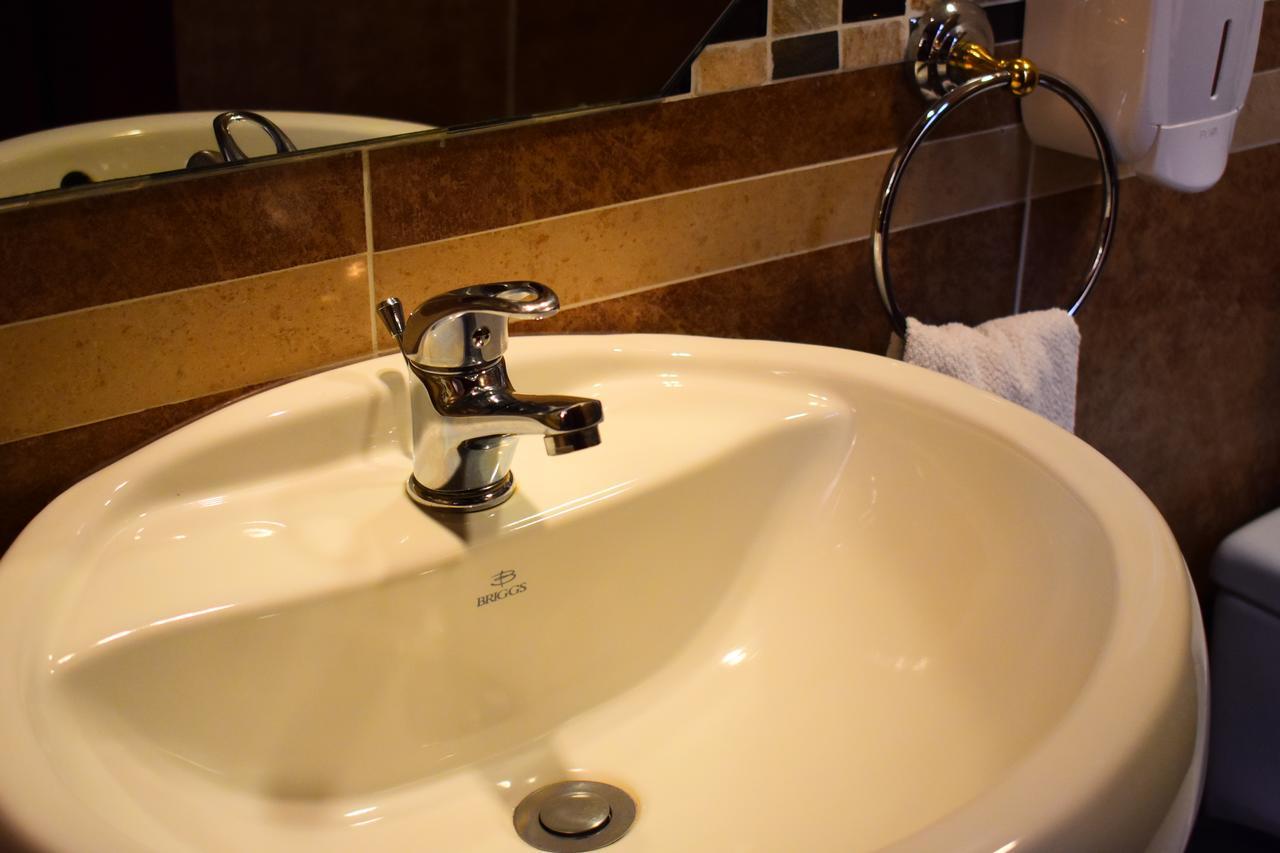 Endamo Hotel Латакунга Екстериор снимка