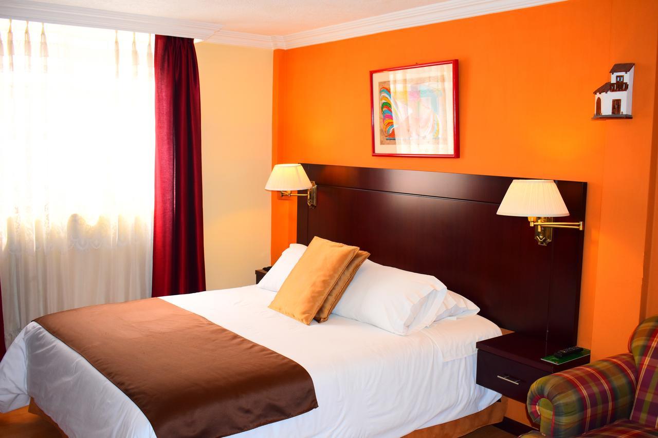 Endamo Hotel Латакунга Екстериор снимка